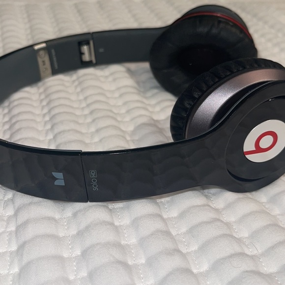 SOLD ON CROSS POST - Picture 3 of 4